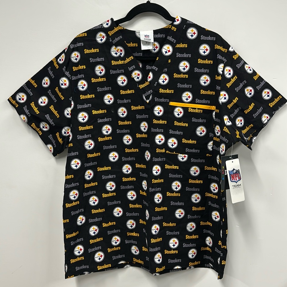 New NFL team apparel Pittsburgh Steelers scrub top M